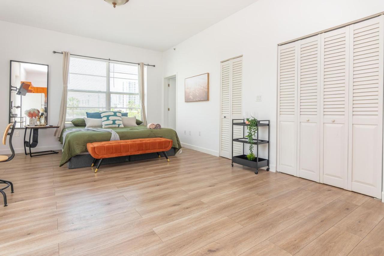 Home Miami Downtown With Balcony - 5 Minutes From Wynwood & Port - Art District Near Beach Bagian luar foto